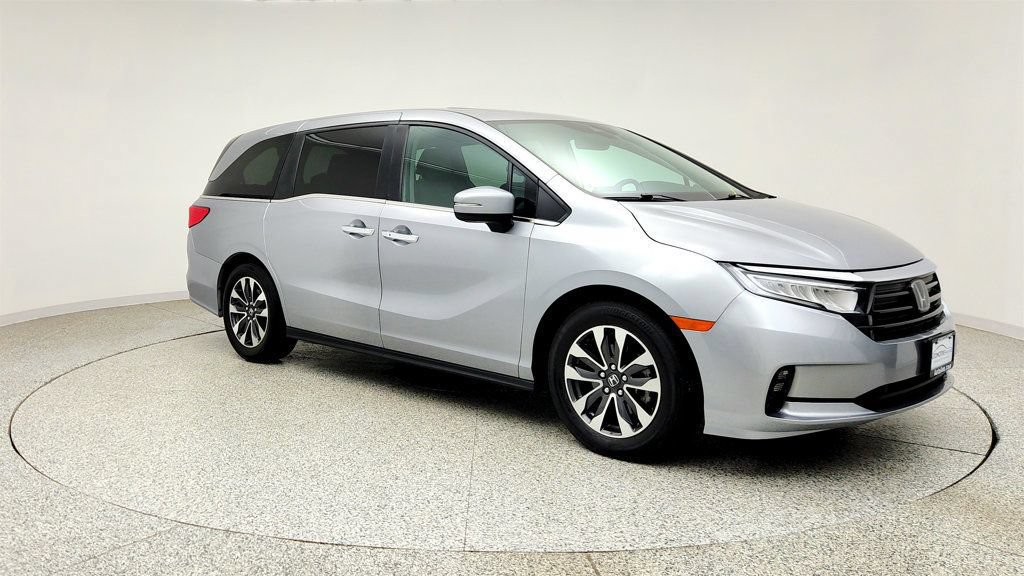 Used 2023 Honda Odyssey EX-L image 3