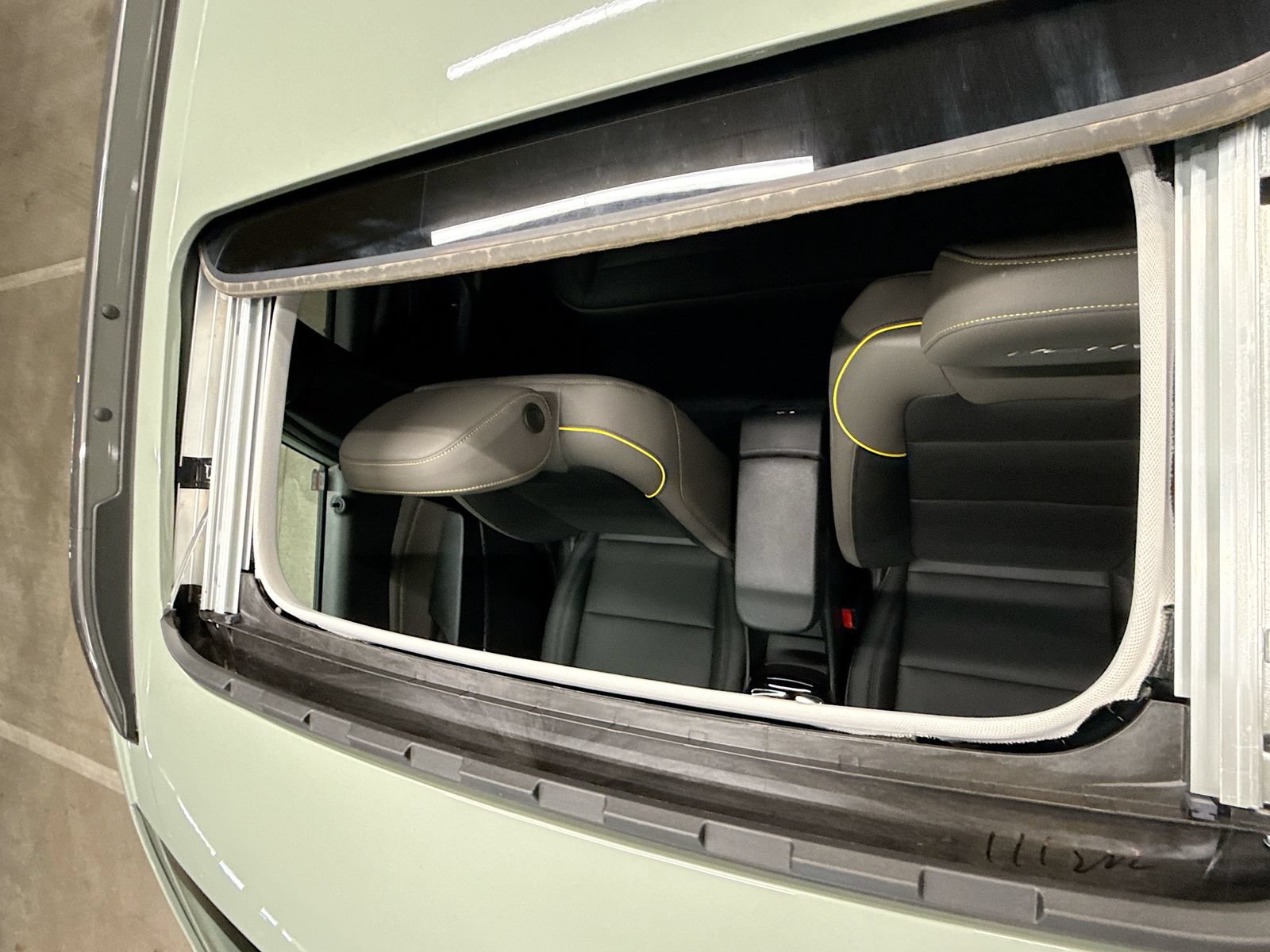 New 2026 Chevrolet Trax ACTIV w/ Sunroof Package FWD image 25