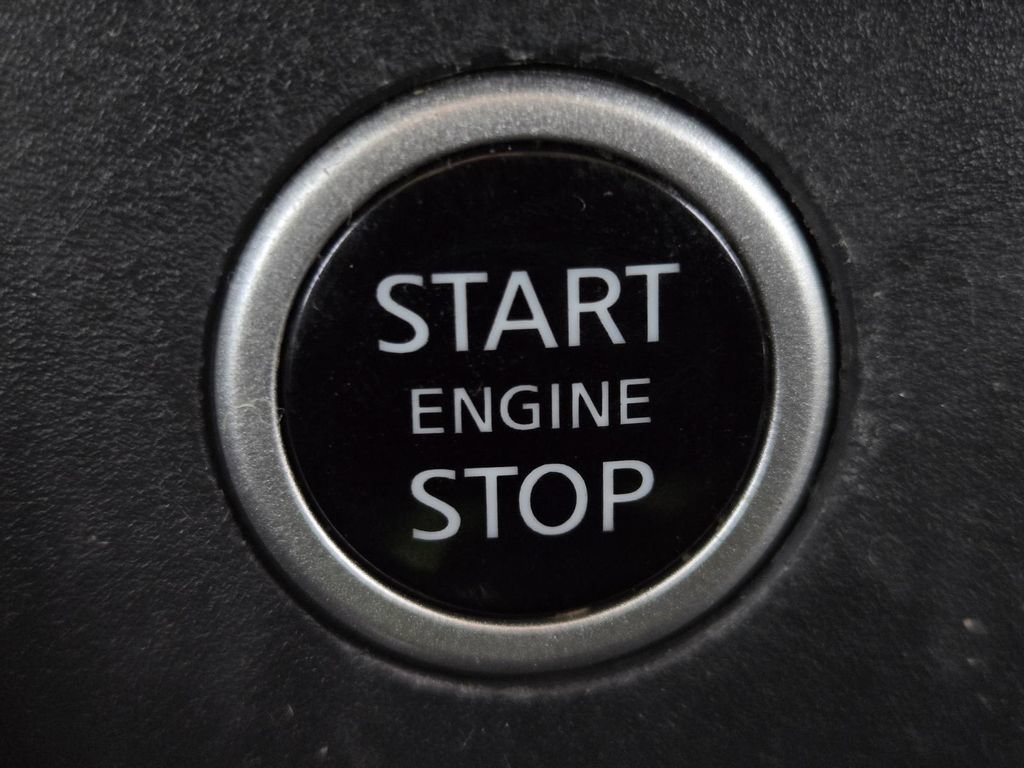 Certified 2022 Nissan Rogue SL FWD image 32