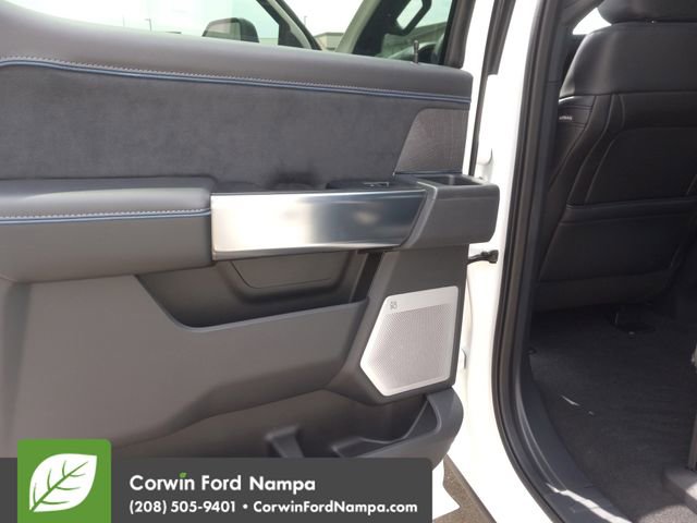 New 2025 Ford F350 Platinum w/ Tremor Off-Road Package image 29