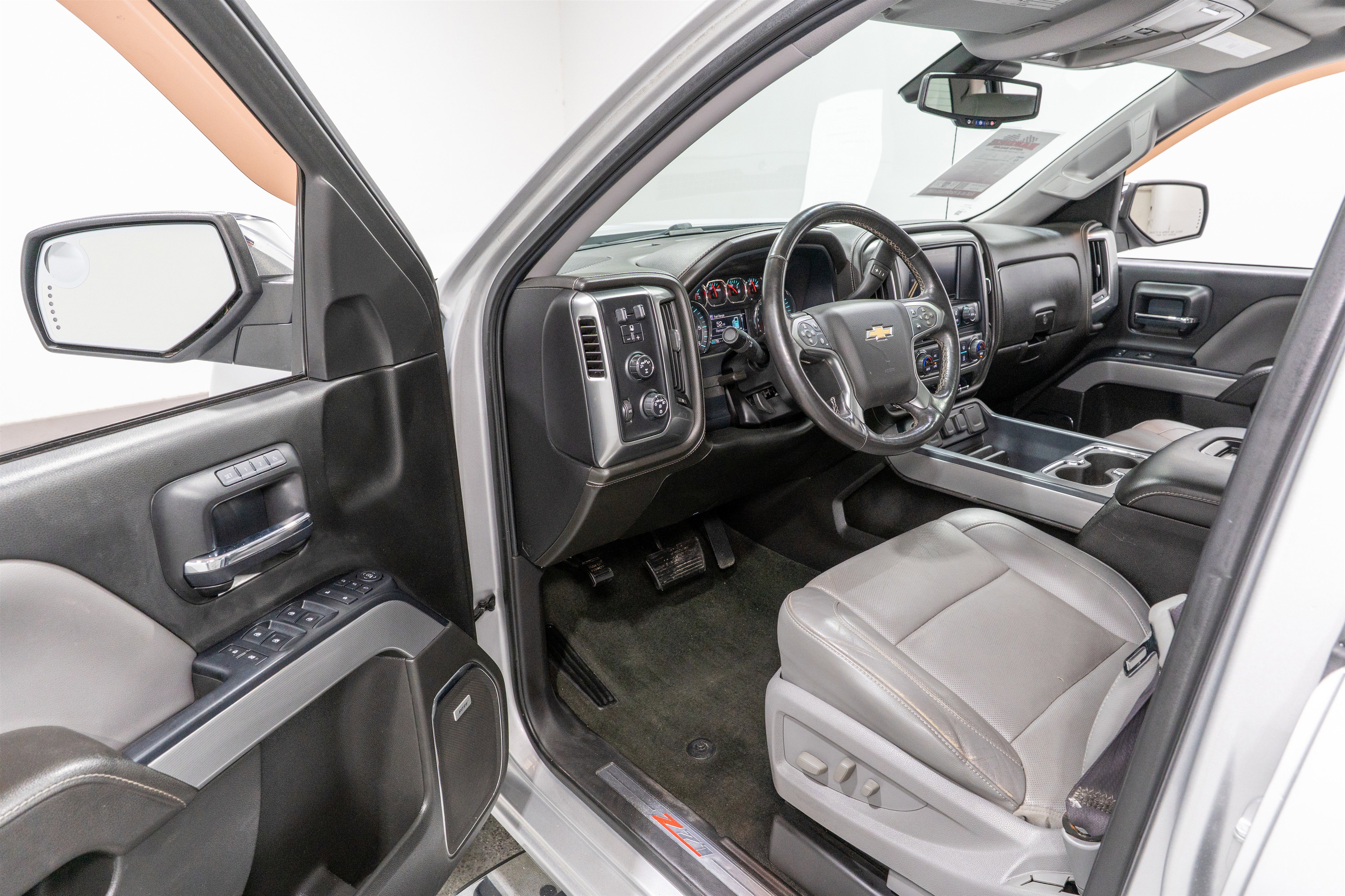 Used 2017 Chevrolet Silverado 1500 LTZ Z71 image 13