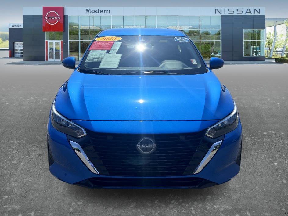 Used 2025 Nissan Sentra SV w/ All-Weather Package FWD image 2
