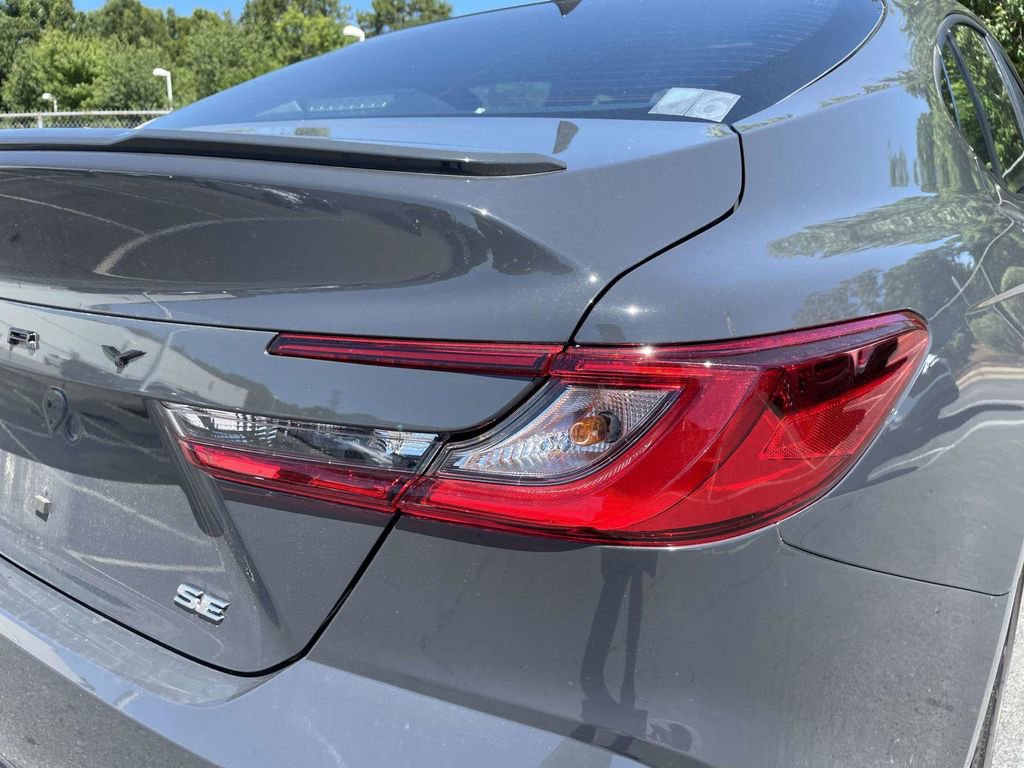 Used 2025 Toyota Camry SE FWD image 17