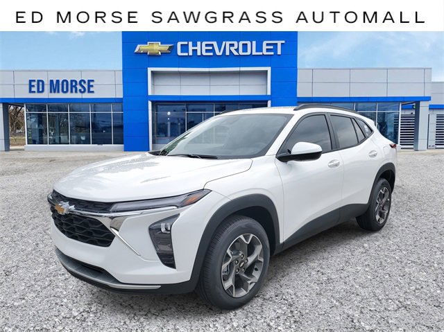 New 2025 Chevrolet Trax LT w/ Driver Confidence Package