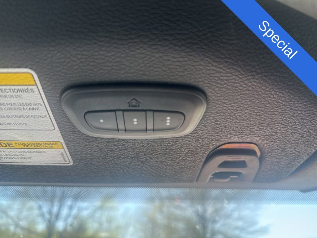 Used 2022 Jeep Wrangler Unlimited Sahara w/ Cold Weather Group image 16