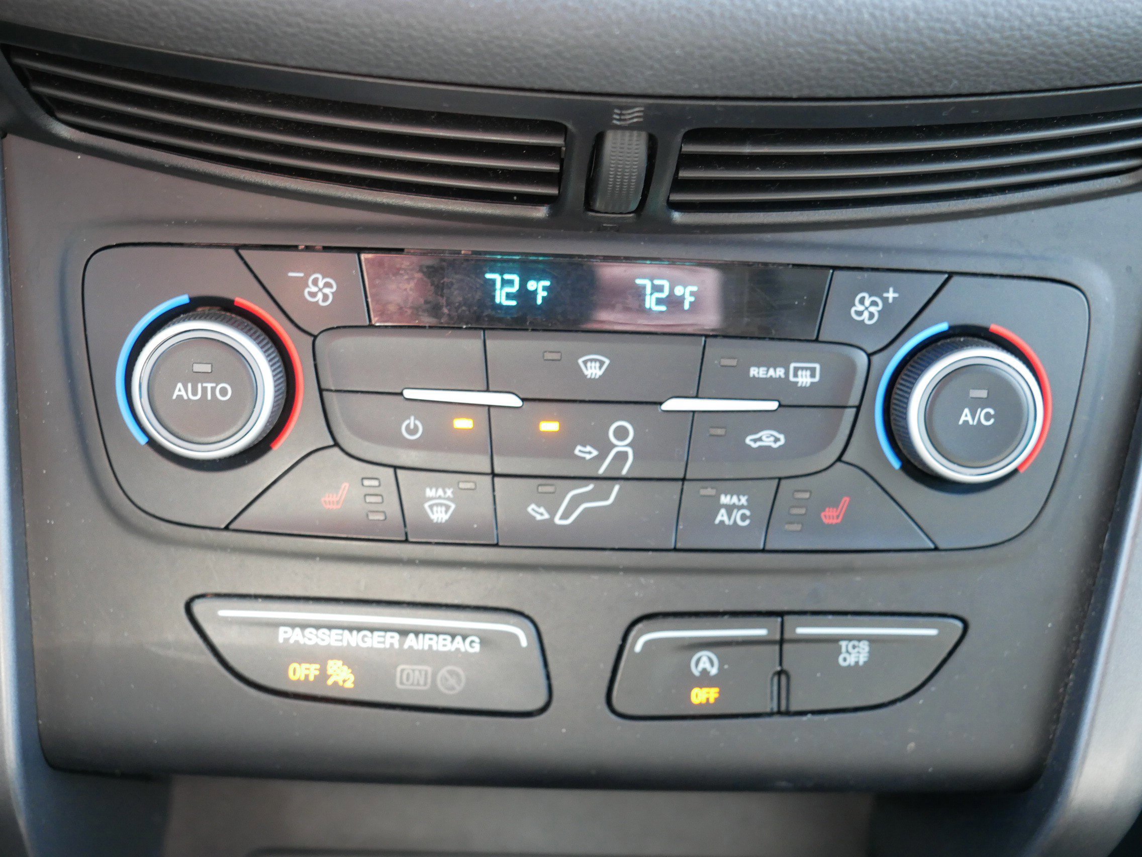 Used 2019 Ford Escape SEL AWD/4WD image 27