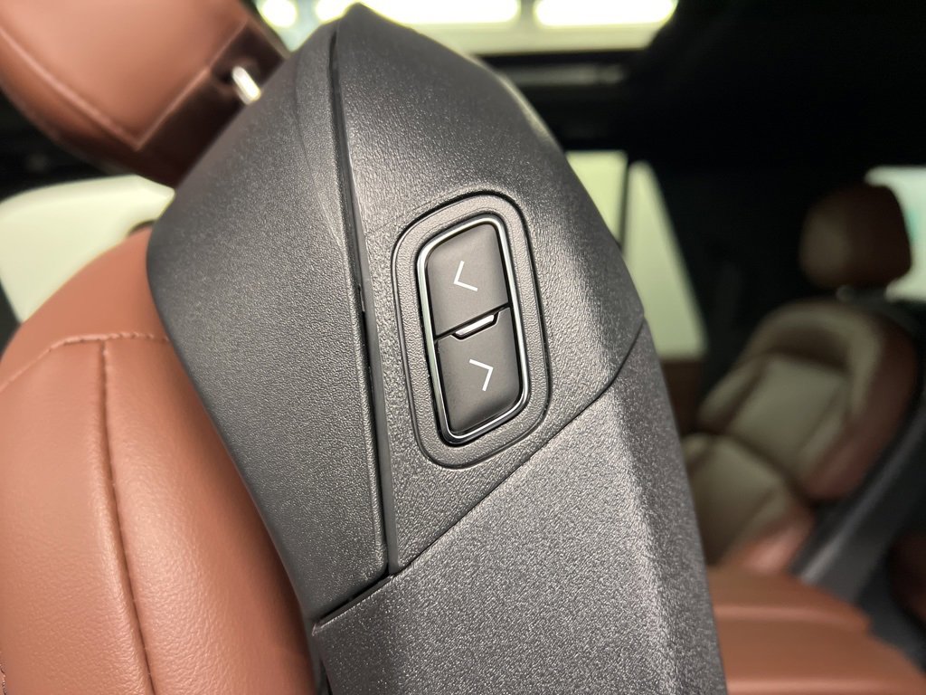 New 2026 Lincoln Navigator Reserve image 38