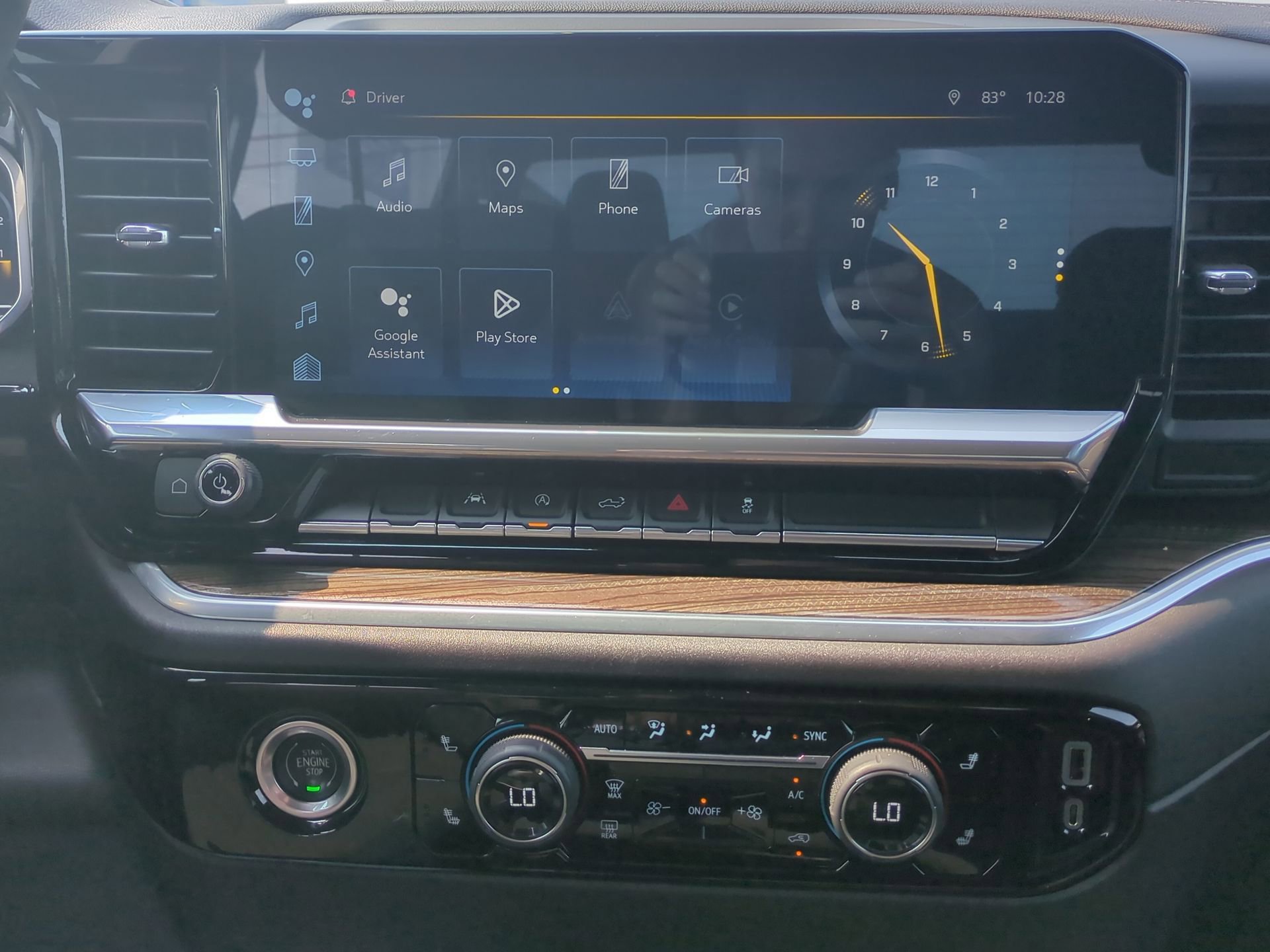 Certified 2022 Chevrolet Silverado 1500 LT AWD/4WD image 35