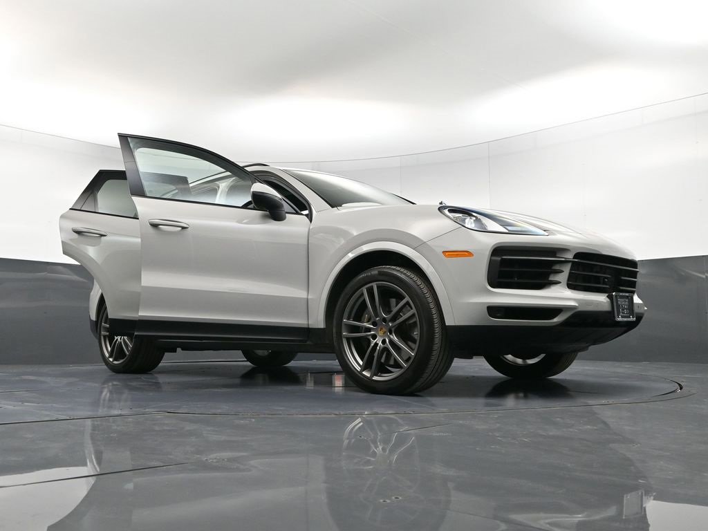 Certified 2023 Porsche Cayenne image 38