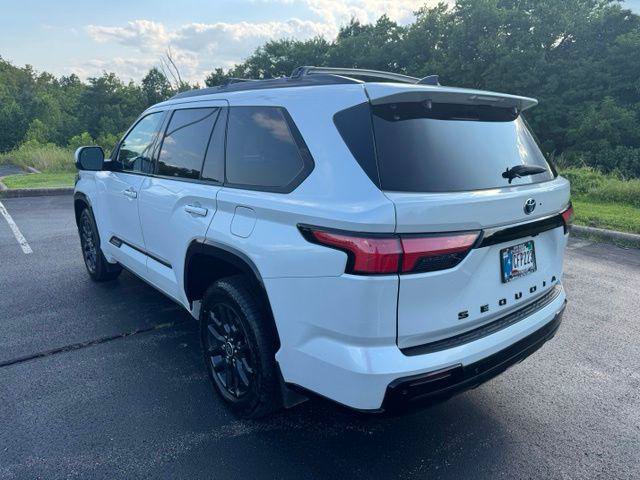 Certified 2023 Toyota Sequoia Platinum AWD/4WD image 5