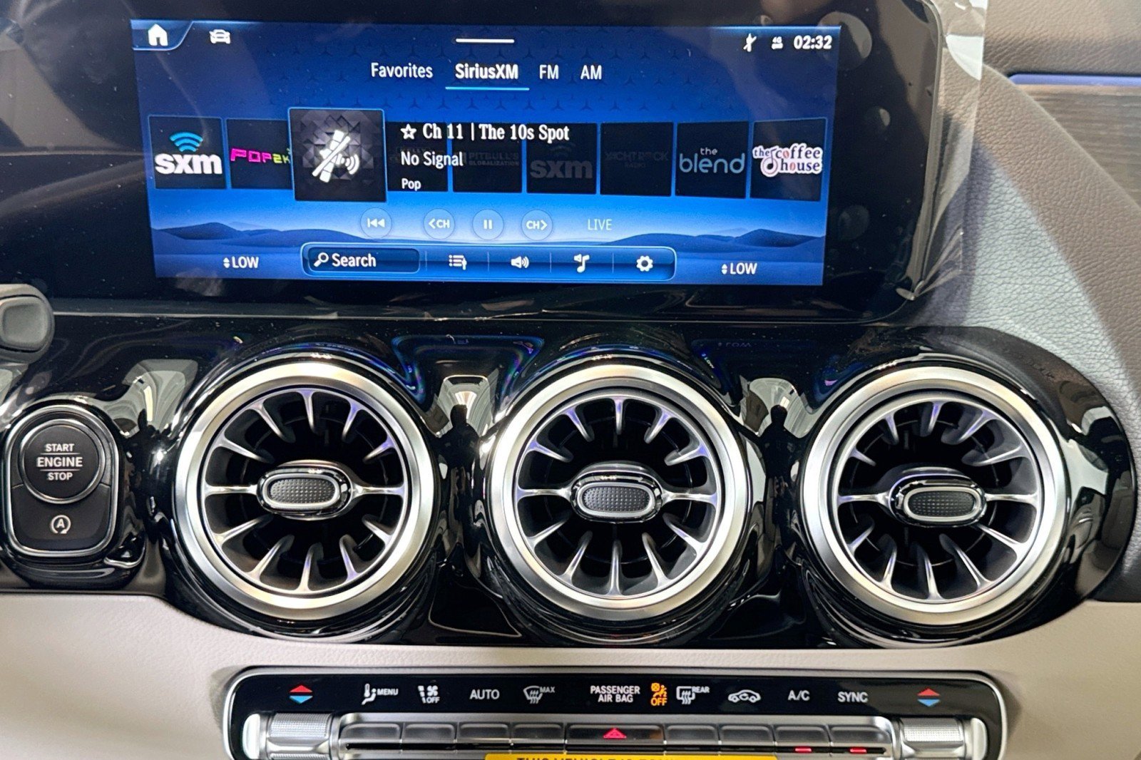 New 2026 Mercedes-Benz GLA 250 4MATIC image 14