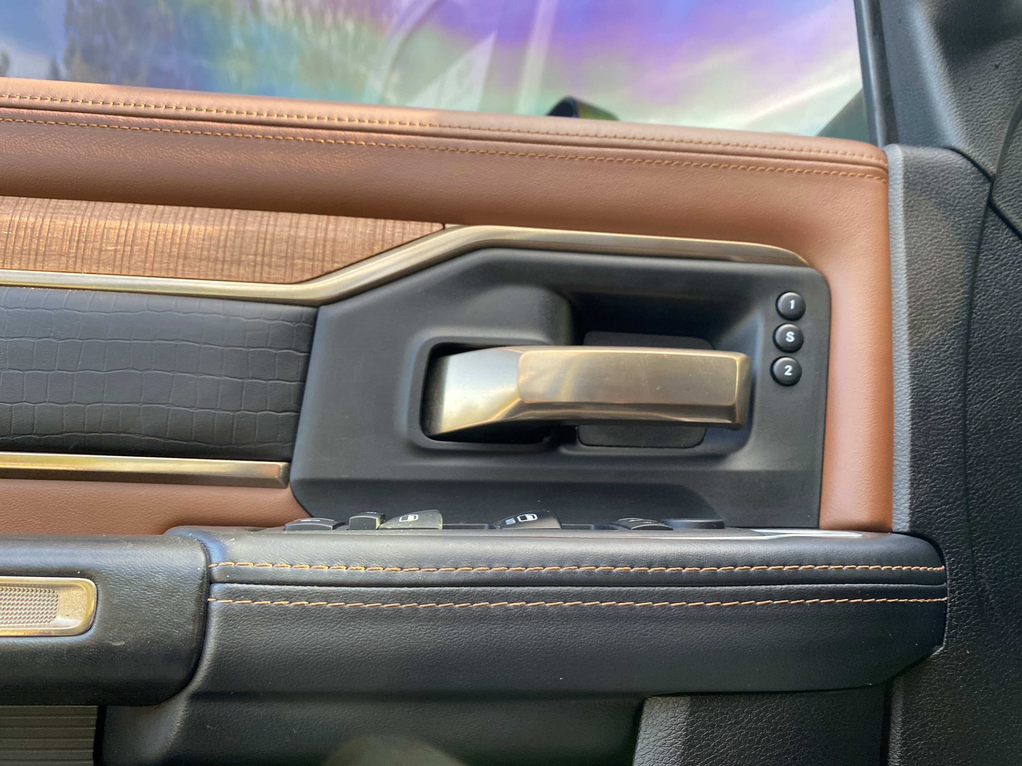 Used 2022 RAM 3500 Limited w/ Max Tow Package image 25