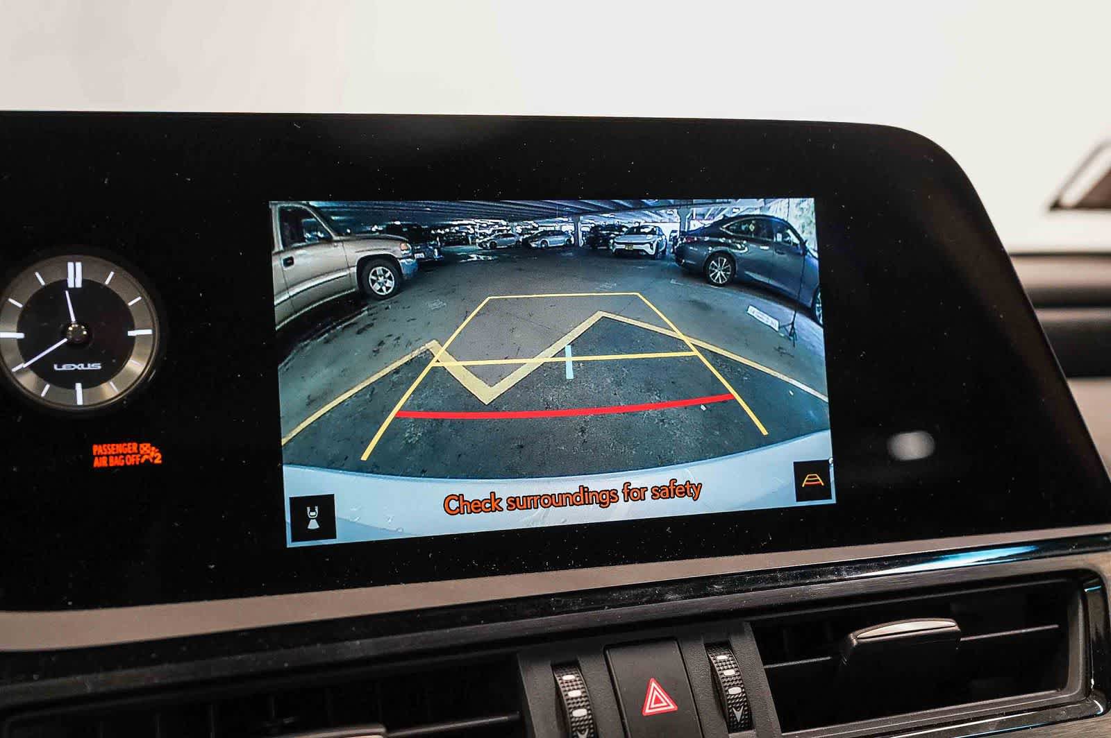 Certified 2025 Lexus ES 300h w/ Premium Package FWD image 26