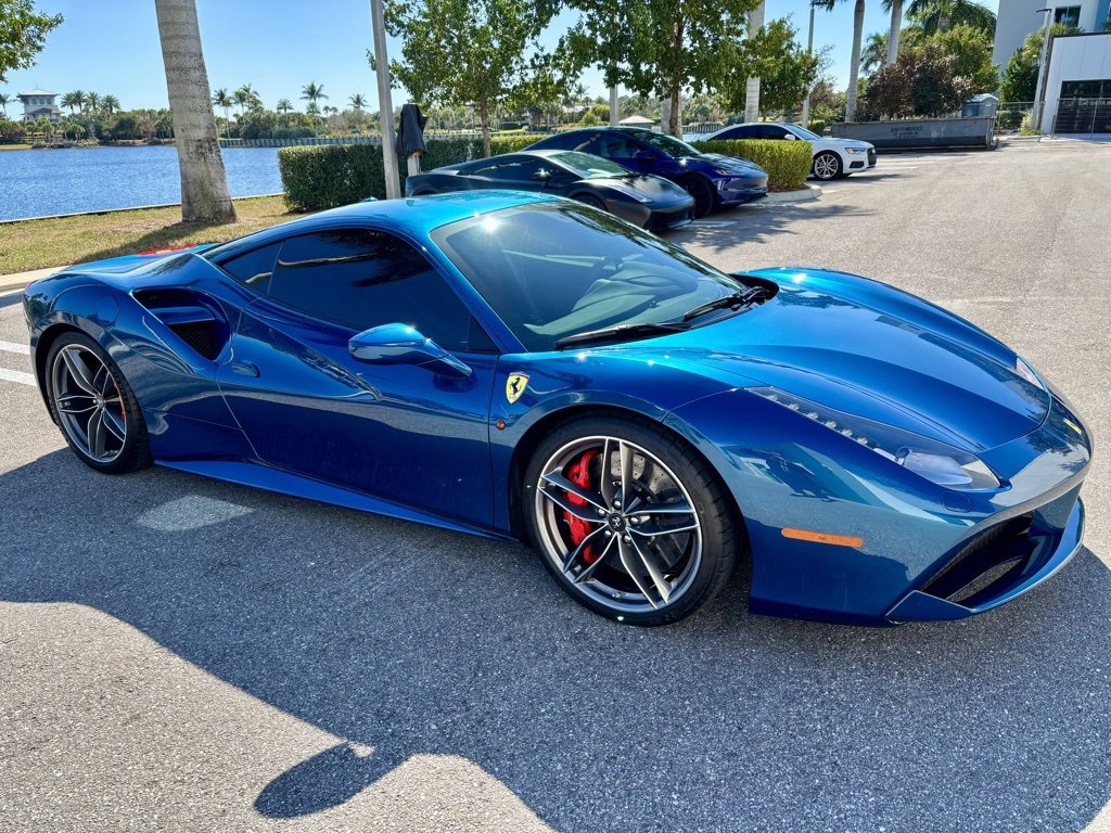 Used 2019 Ferrari 488 GTB image 4