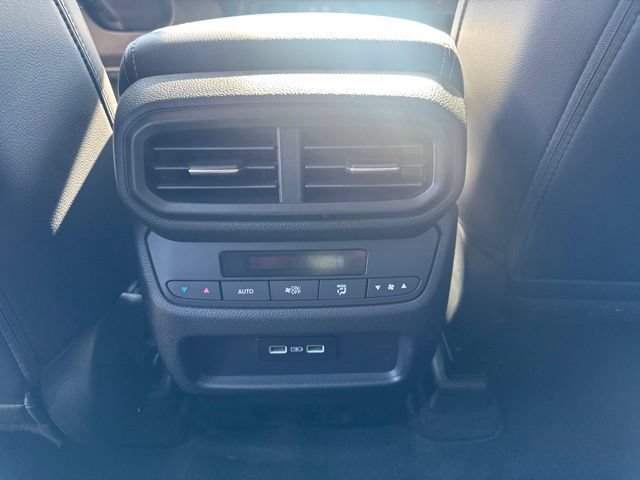 Used 2023 Honda Pilot EX-L image 25