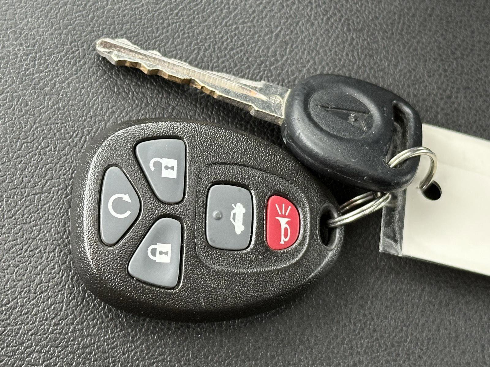 Used 2009 Pontiac G6 Sedan w/ Sun And Sound Package image 14