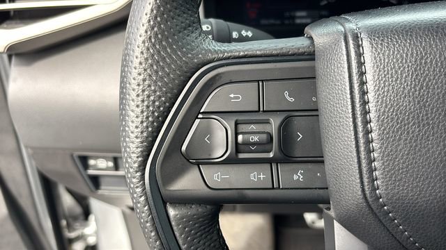 Used 2025 Toyota Sequoia SR5 w/ SR5 Premium Package AWD/4WD image 19