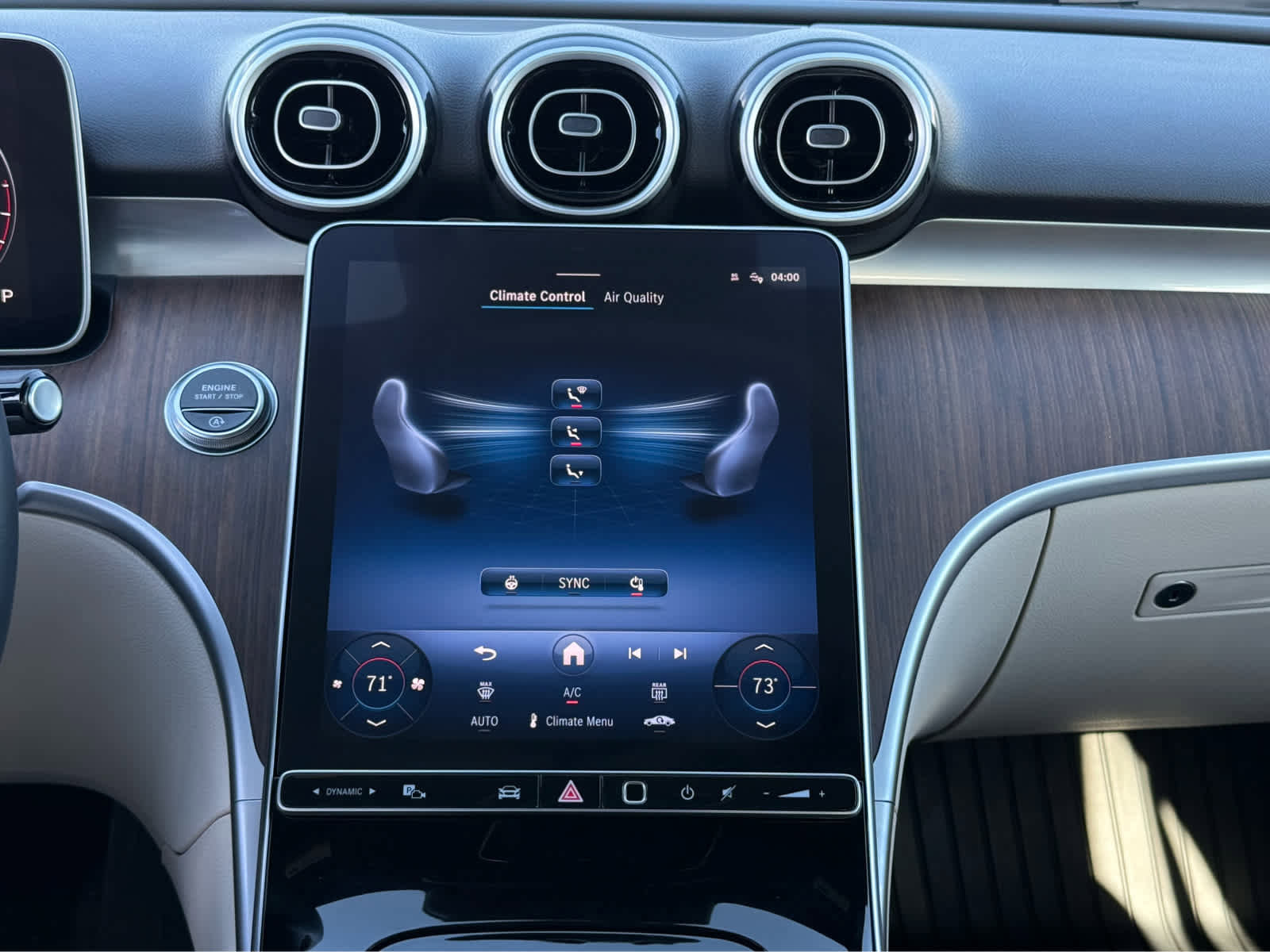 Used 2025 Mercedes-Benz C 300 4MATIC Sedan image 30