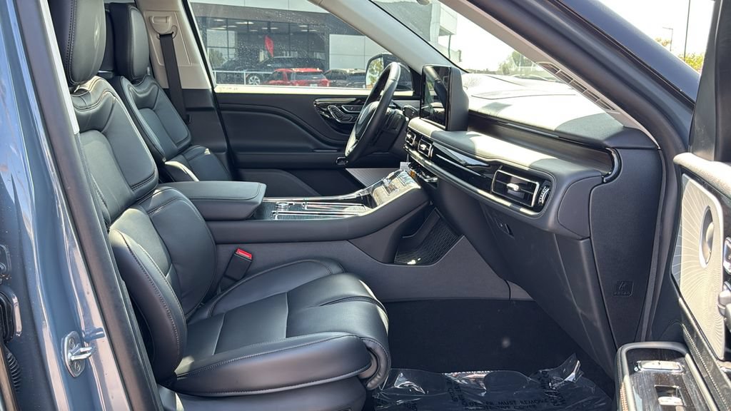 New 2026 Lincoln Aviator Reserve AWD/4WD image 25