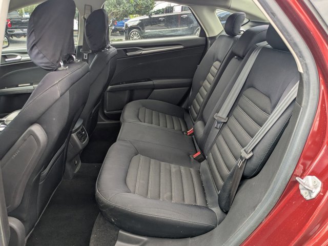 Used 2014 Ford Fusion SE image 15