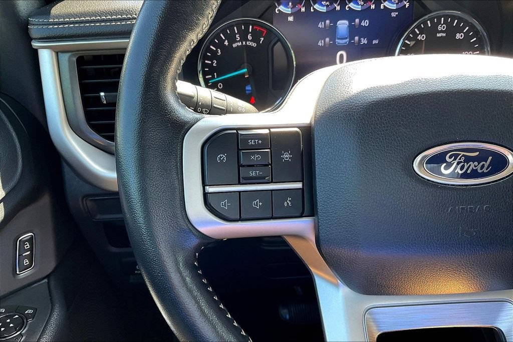 Used 2024 Ford Expedition Max XLT AWD/4WD image 15