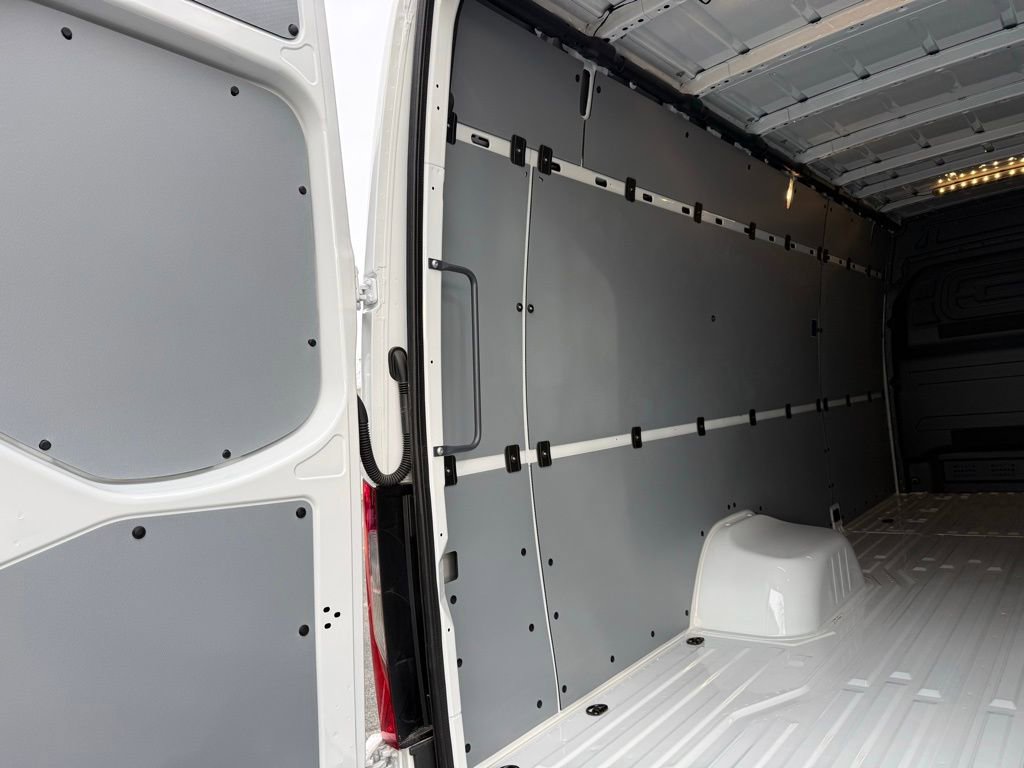 New 2025 Mercedes-Benz Sprinter 4500 image 10