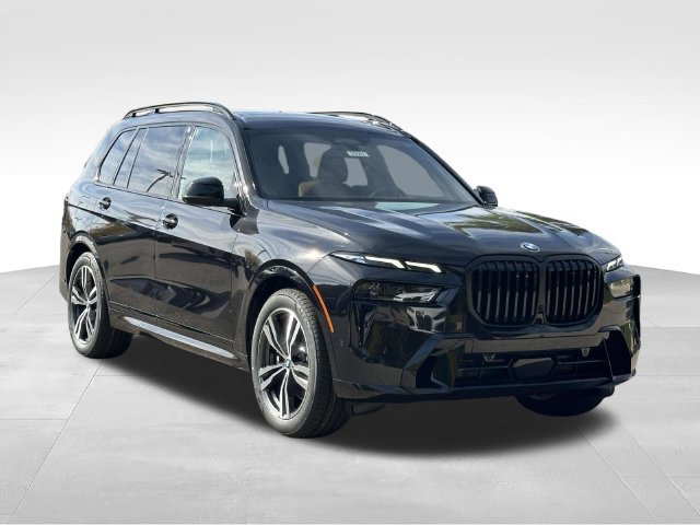 New 2027 BMW X7 xDrive40i w/ M Sport Package AWD/4WD image 1