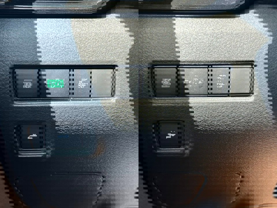 New 2025 Nissan Sentra SV w/ All-Weather Package image 13