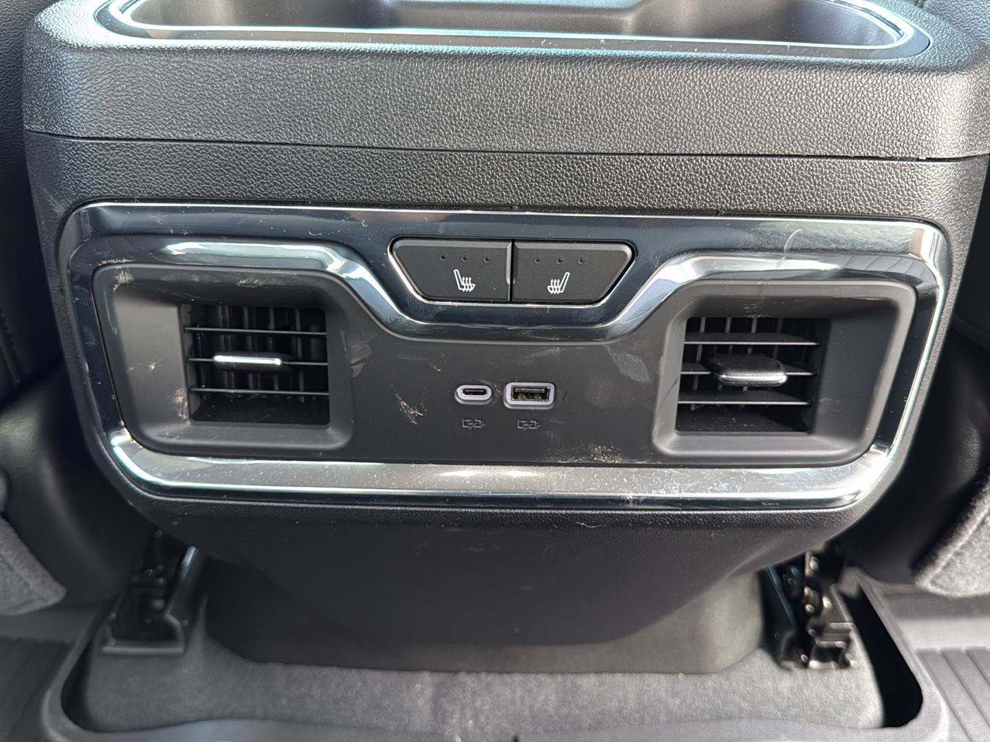 Used 2026 Chevrolet Silverado 1500 LTZ w/ LTZ Premium Package AWD/4WD image 29