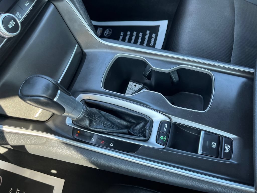 Used 2020 Honda Accord Sport image 20