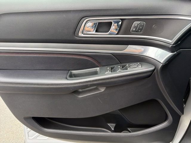 Used 2018 Ford Explorer Sport w/ Equipment Group 401A image 21