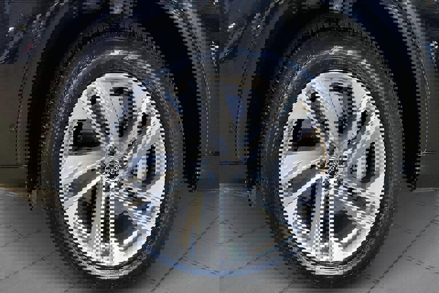 Used 2023 Audi Q7 Premium Plus w/ Premium Plus Package image 10