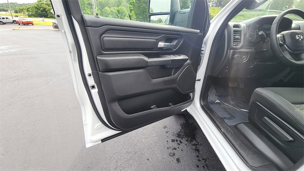 New 2025 RAM 1500 Tradesman image 18
