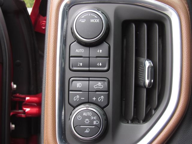 Used 2023 Chevrolet Silverado 3500 High Country AWD/4WD image 39