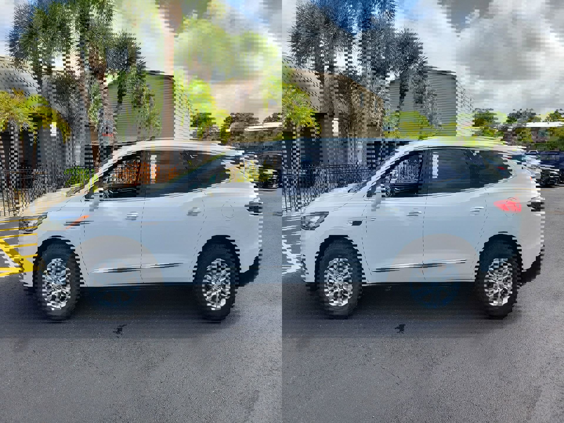 Used 2019 Buick Enclave Premium image 9