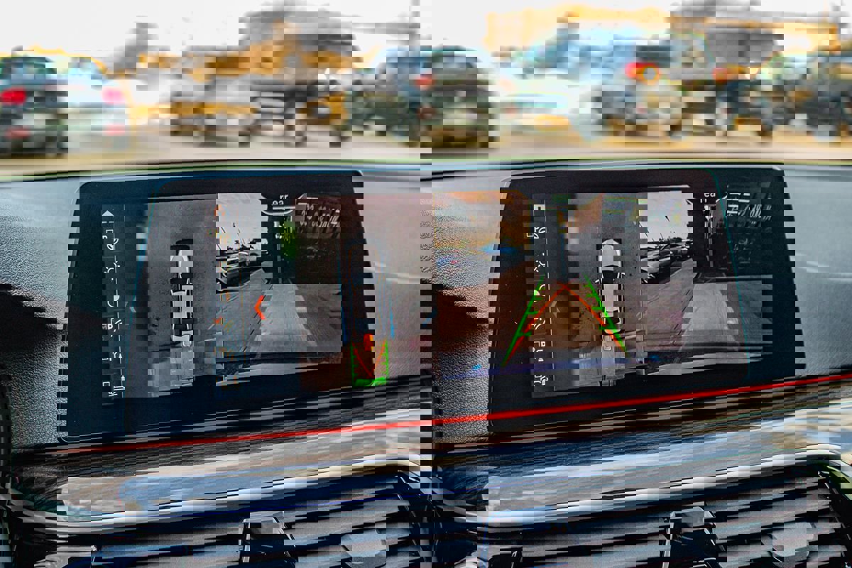 Used 2019 BMW 530i xDrive w/ Premium Package image 29