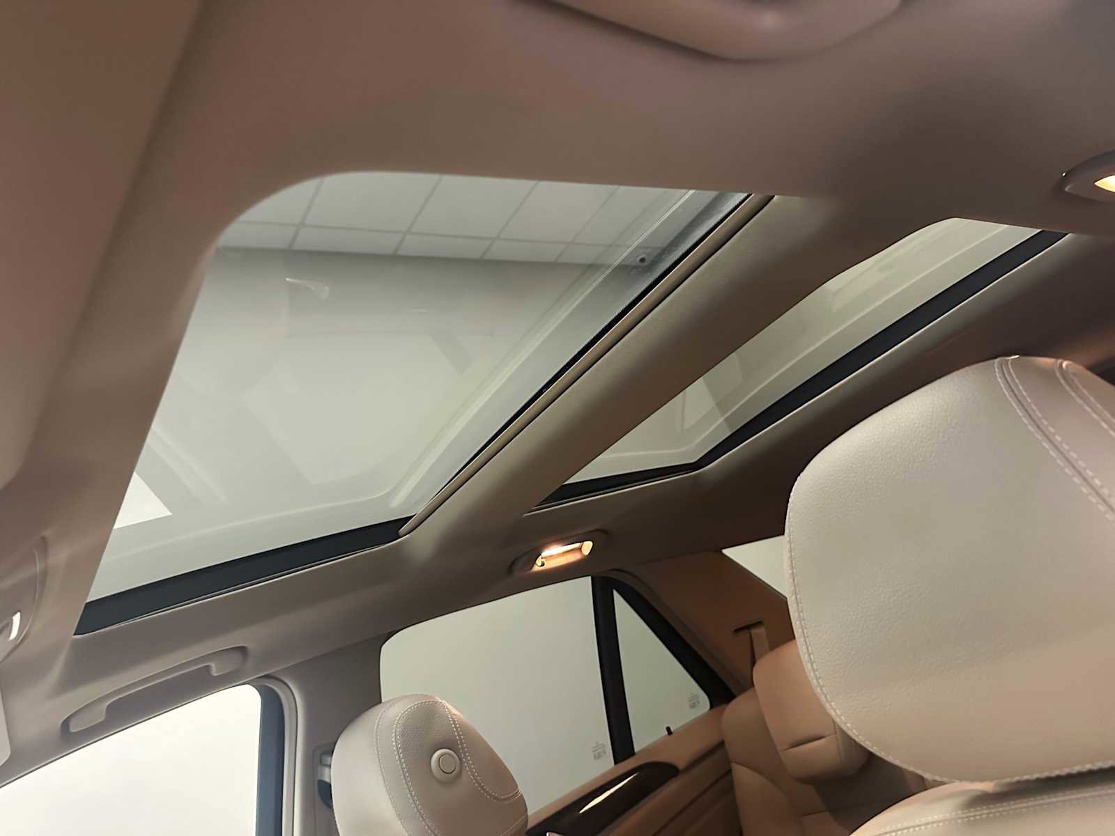 Used 2015 Mercedes-Benz ML 350 4MATIC image 22