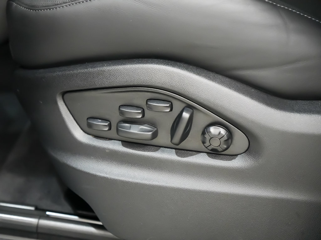 New 2026 Porsche Cayenne GTS w/ Premium Package Plus AWD/4WD image 23
