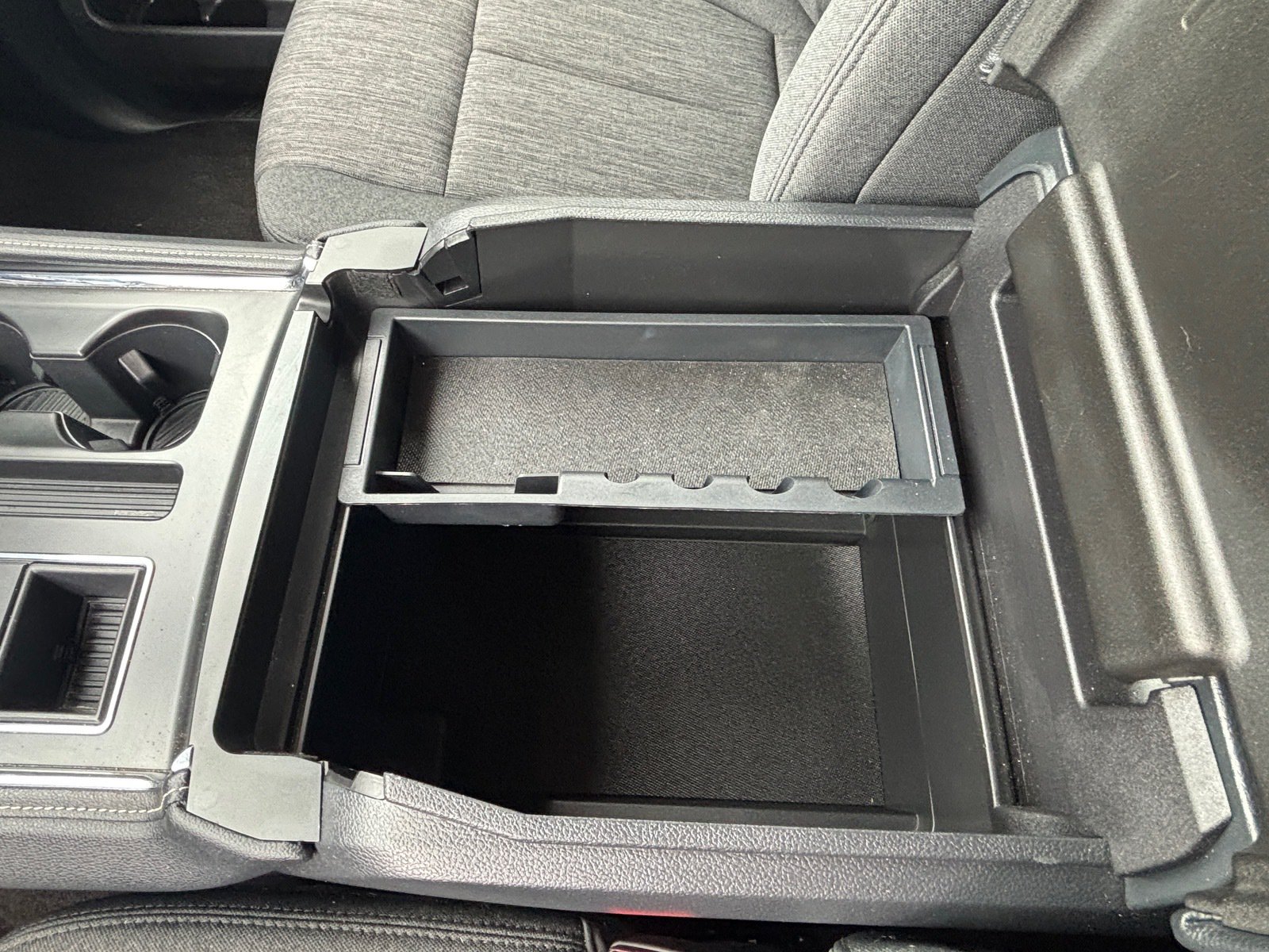 Used 2023 Ford Expedition XLT RWD image 18
