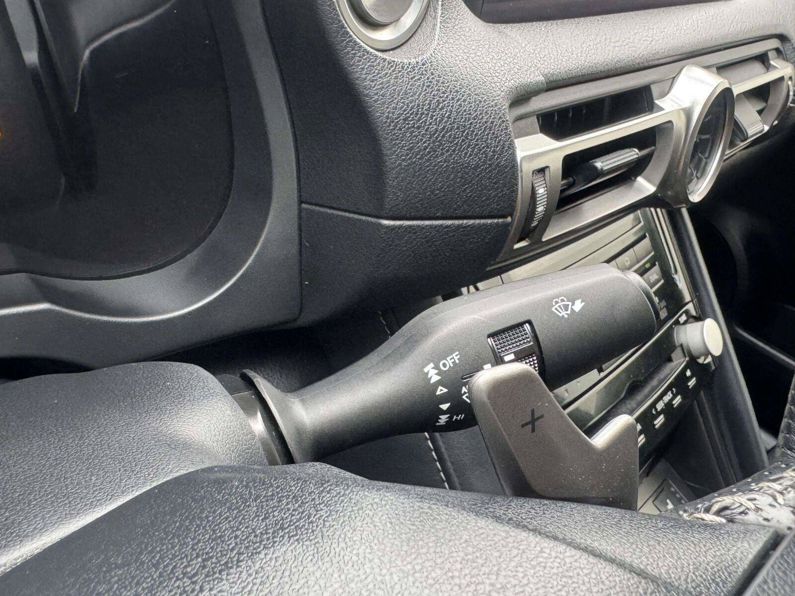 Used 2021 Lexus IS 350 F Sport w/ Dynamic Handling Package RWD image 24
