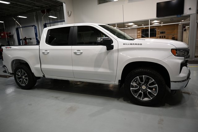 New 2026 Chevrolet Silverado 1500 LT image 4