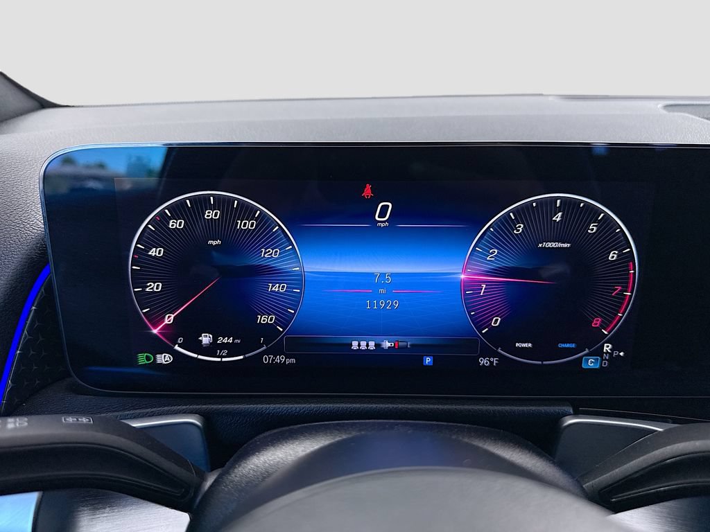 Certified 2025 Mercedes-Benz GLB 250 image 34