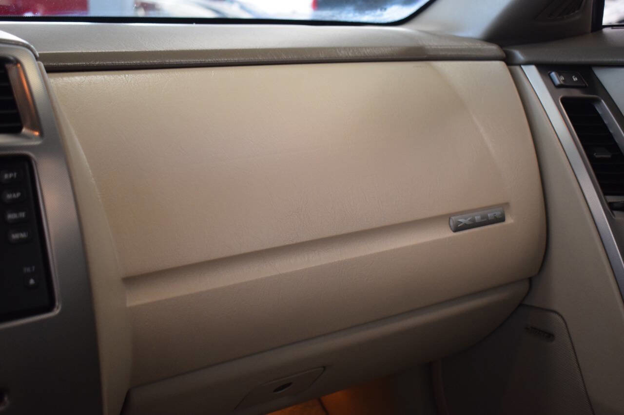 Used 2005 Cadillac XLR image 86