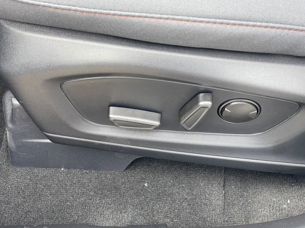 New 2026 Ford Explorer Active image 8