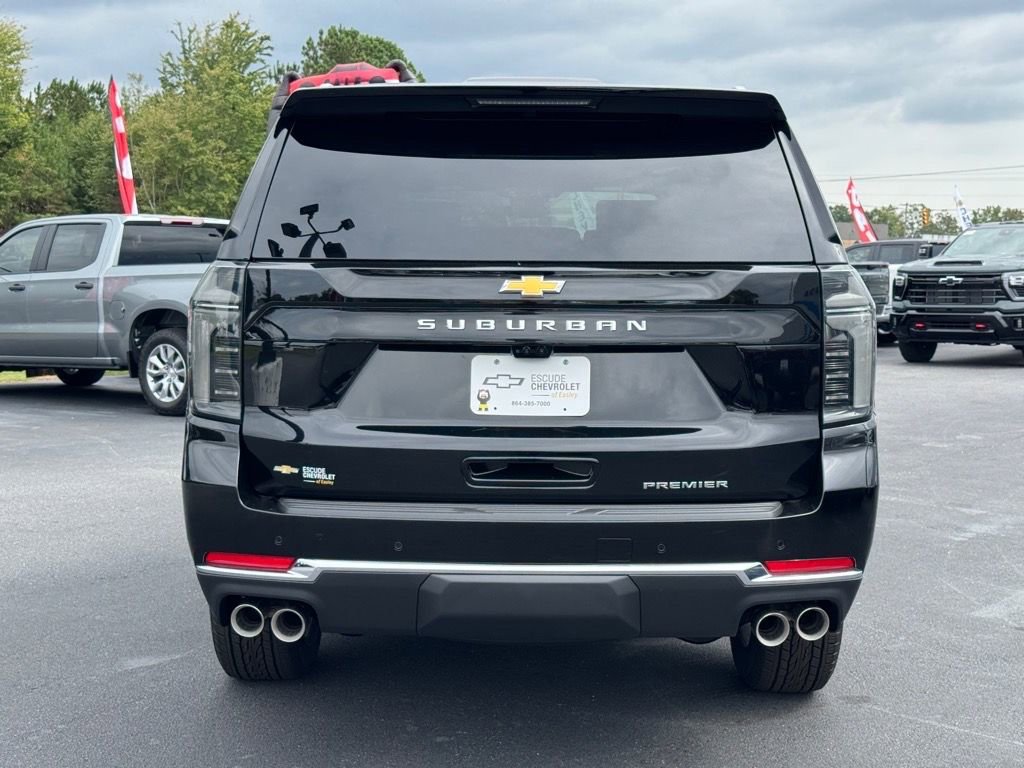 New 2026 Chevrolet Suburban Premier image 4