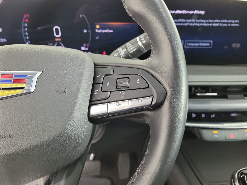 Certified 2025 Cadillac XT4 Premium Luxury image 22