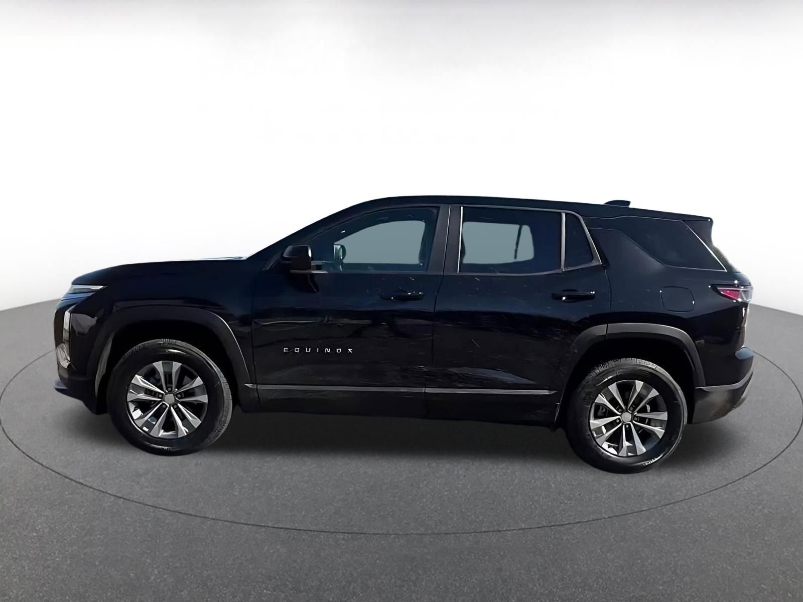 Used 2025 Chevrolet Equinox LT image 9