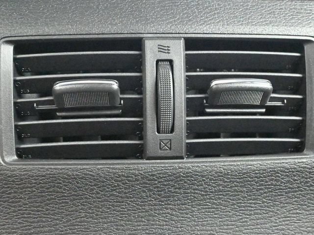New 2026 Mitsubishi Outlander SE FWD image 10