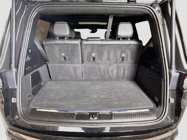Used 2024 Jeep Grand Wagoneer Series II Obsidian w/ Quick Order Packagew 28T AWD/4WD image 28