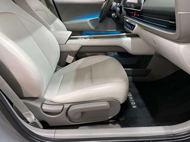 Used 2025 Hyundai Ioniq 6 SEL RWD image 82